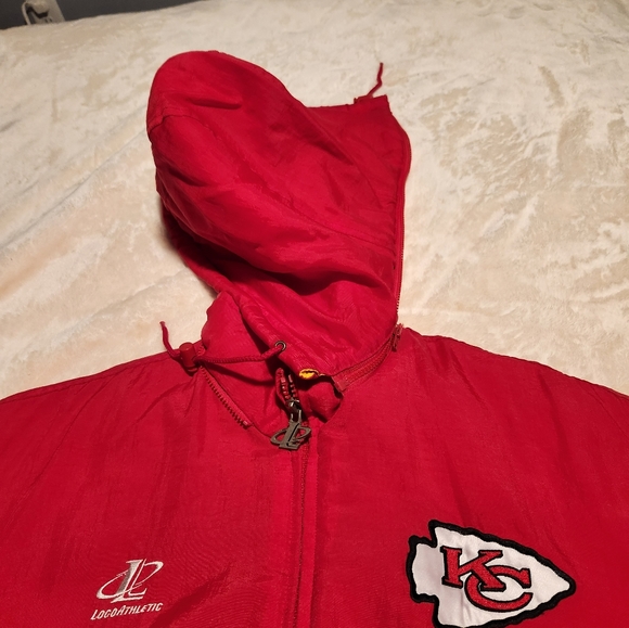 Vintage 90's KC Chiefs Logo Athletic "Authentic" NFL Proline Puffer Jacket - Picture 4 of 5